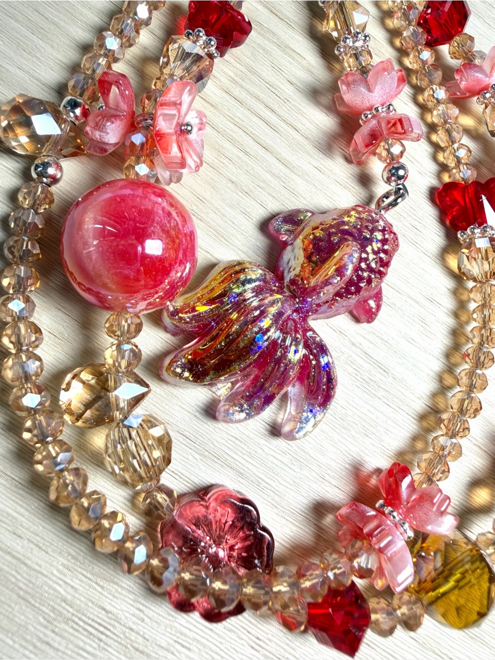 🐠♥️Red & Gold Fish Beaded Phone / Bag Chain ✨🌸